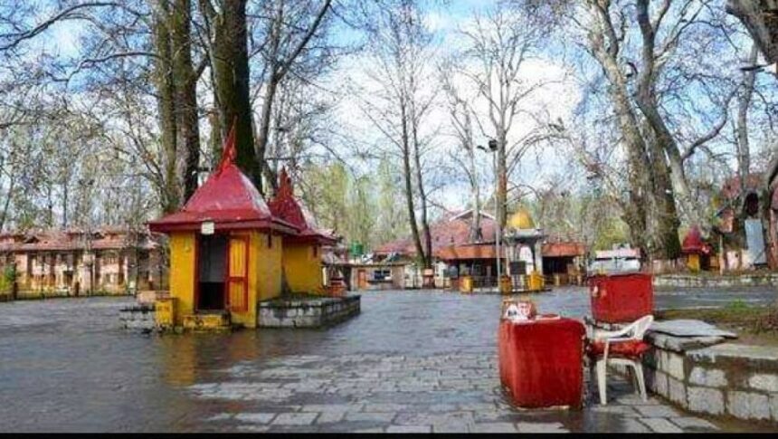 temple of mata kheer bawani in Ganderbal Kashmir. A famous religious site for Hindu devotees.
