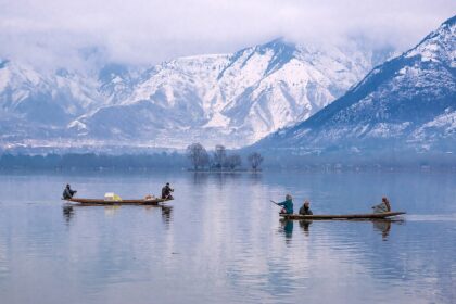 Nestling amidst lush green forests of deodar trees, the Dal Lake is famous for its scenic beauty and pilgrimage center. The area around Dal Lake is a natural paradise.