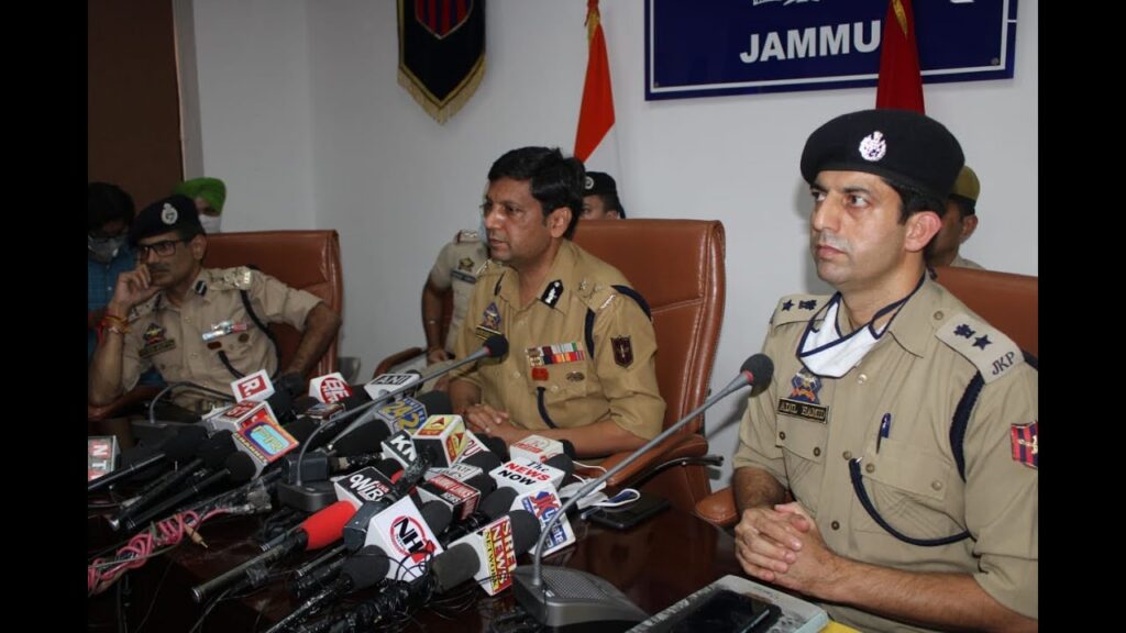 J&K Police Rewards 5 Border Residents for Foiling Cross-LoC Narco Smuggling Bid