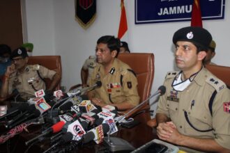 Jammu Police awards local residents for their exemplary work.