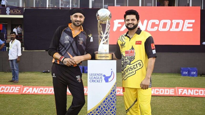 In Pic: legends league cricket organized in kashmir