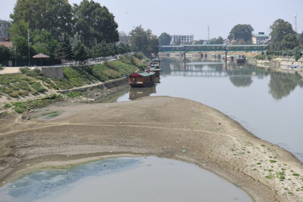 Kashmir’s Climate Crisis: The Vanishing Waters of the Jhelum River