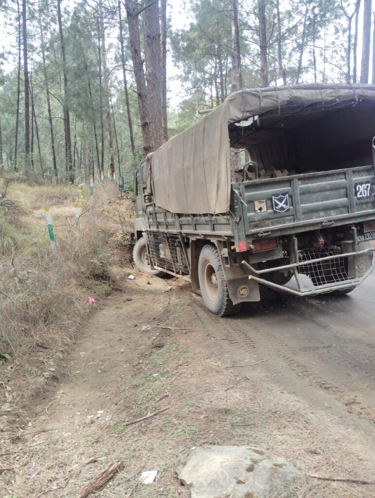 Terrorists Open Fire on Army Vehicle in Rajouri, Security Forces Launch Search Operation