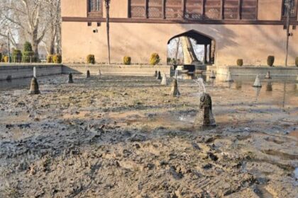 In Pic: Achabal Spring dries up giving locals tensions.