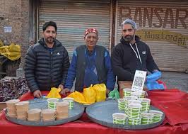 In Pic: Meet the famous Pherni vendor of Kashmir serving sweet dish in Ramadan for decades